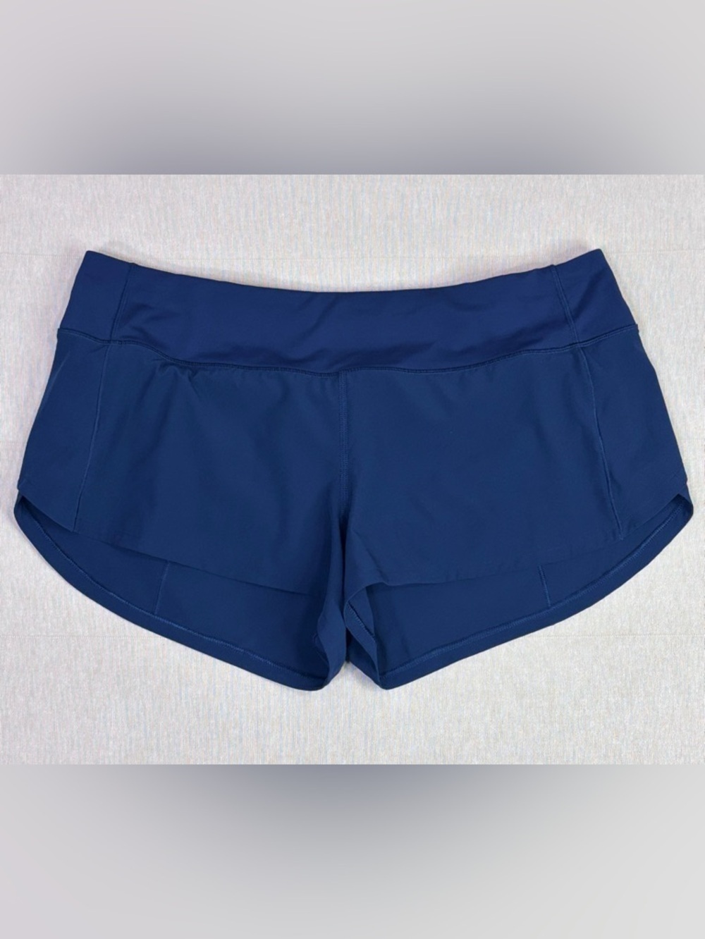 Lululemon Hotty Hot Shorts Size 6 Blue Athletic Running Lightweight